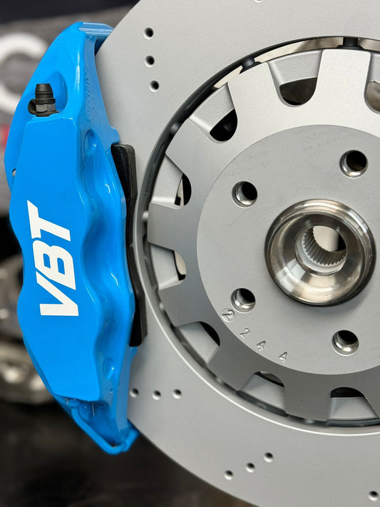 Vagbremtechnic Front Brake Kit - 4 Piston Brembo Caliper - 370x32mm Discs