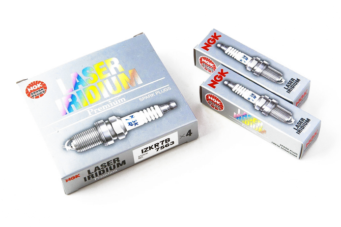 NGK IZKR7B (x6) Iridium Spark Plug Set - 3.2 VR6 / R32 / 3.2 V6