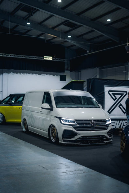 VW Transporter T6.1 – FULL LED Headlights with Audi style Dynamic Indicator and DRL (RHD)