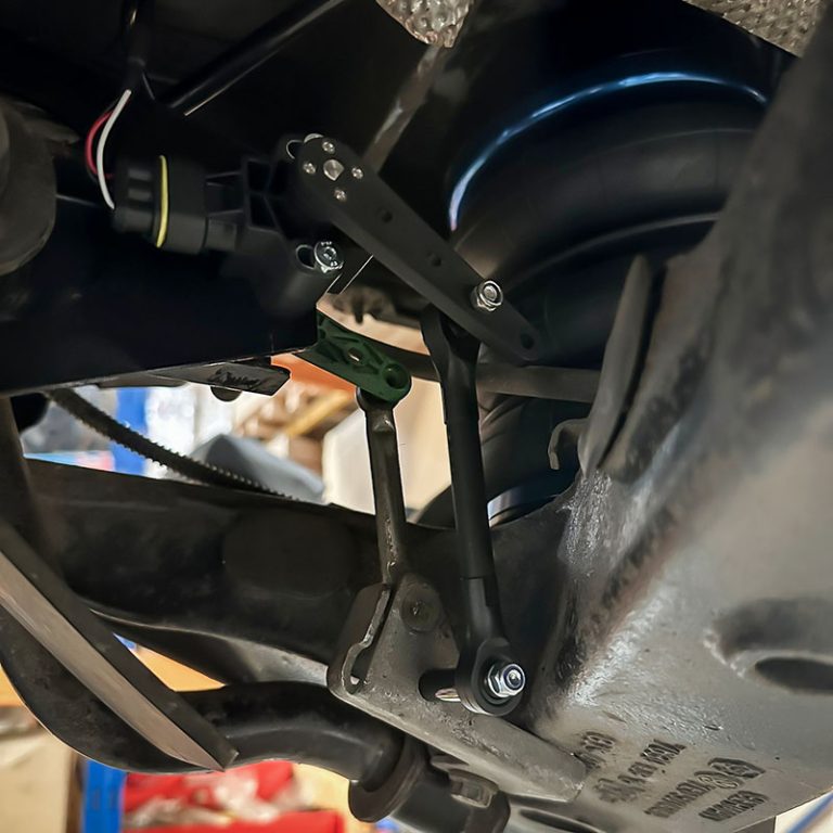 VW Transporter T5/T6.1 – SoLow – Air Suspension Height Sensor – Bracket Kit