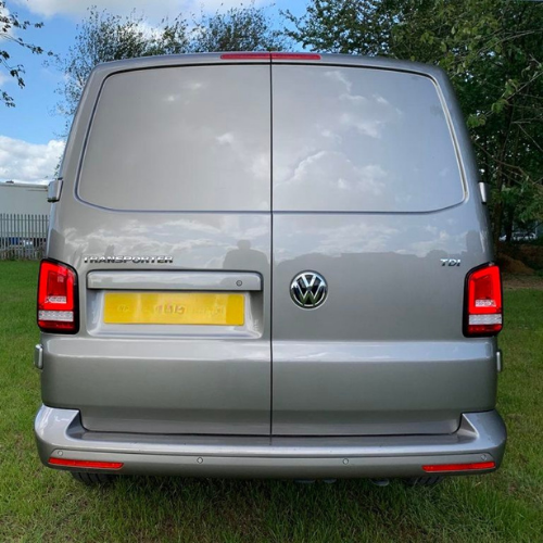 VW Transporter T6 – Rear Lights – Sequential Indicator – LED – RHD – Barn Doors – Red