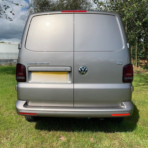 VW Transporter T6 – Rear Lights – Sequential Indicator – LED – RHD – Barn Door – Red Smoke