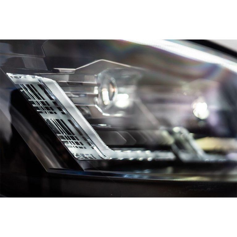 VW Transporter T6 (2015-2019) – FULL LED Headlights with Audi style Dynamic Indicator and DRL (RHD)